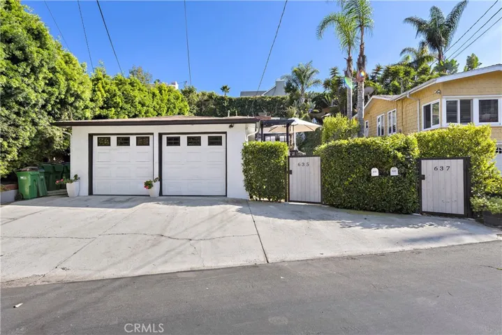 637 Saint Anns Drive, Laguna Beach, California 92651