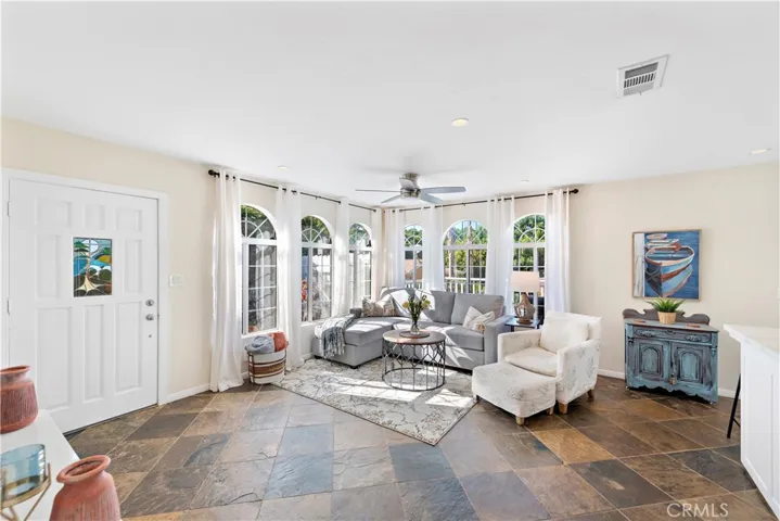637 Saint Anns Drive, Laguna Beach, California 92651