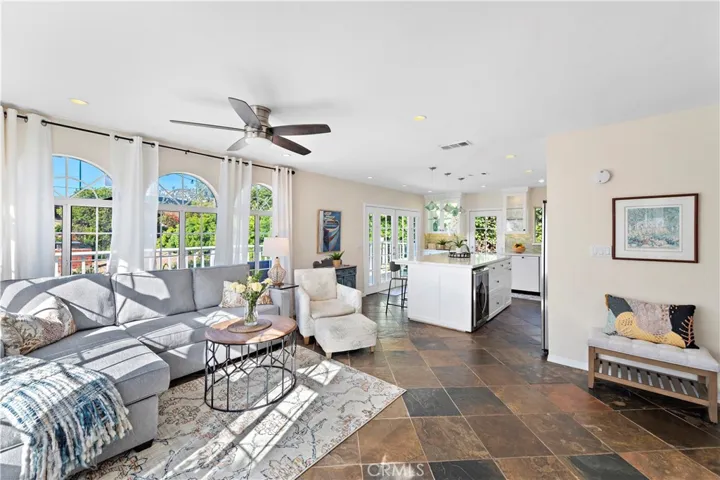 637 Saint Anns Drive, Laguna Beach, California 92651