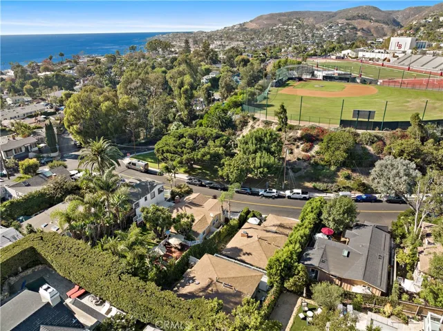 637 Saint Anns Drive, Laguna Beach, California 92651