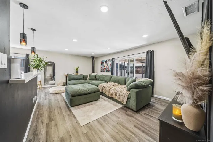 1412 Cornwall St, Spring Valley, California 91977