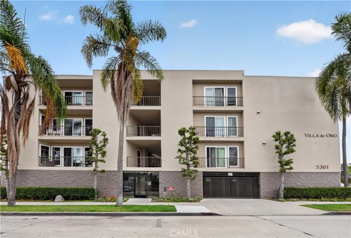 5301 E The Toledo 101, Long Beach, California 90803