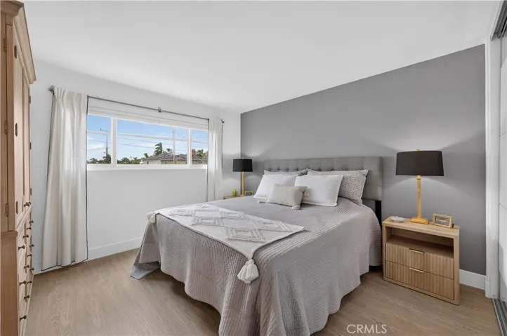 5301 E The Toledo 101, Long Beach, California 90803