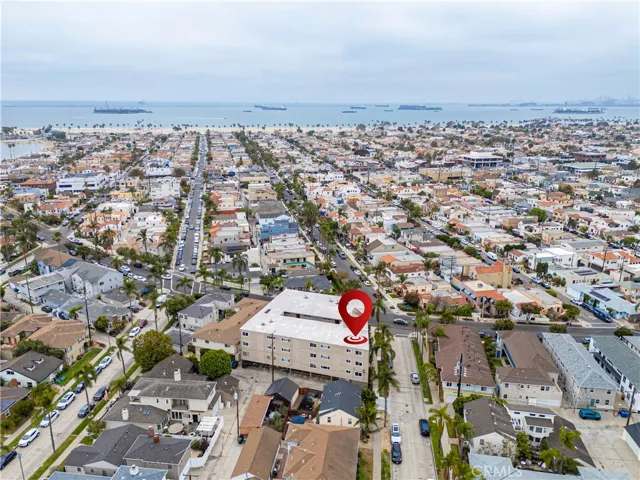 5301 E The Toledo 101, Long Beach, California 90803