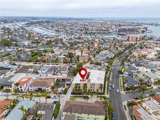5301 E The Toledo 101, Long Beach, California 90803