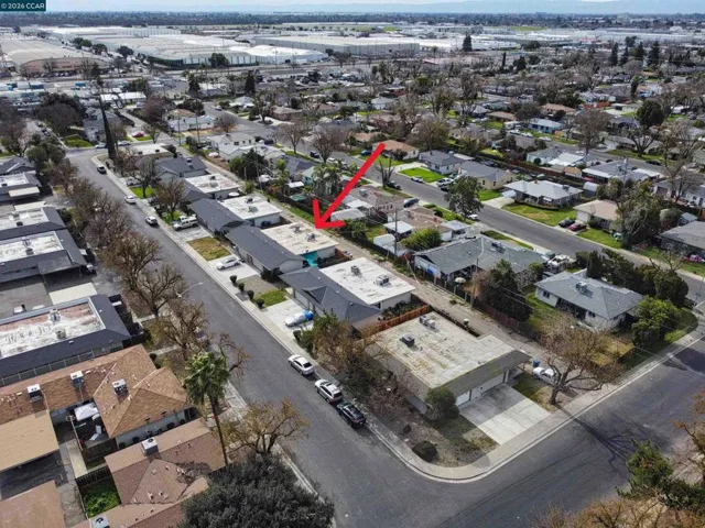 219 Kingston Lane, Modesto, California 95354-3128