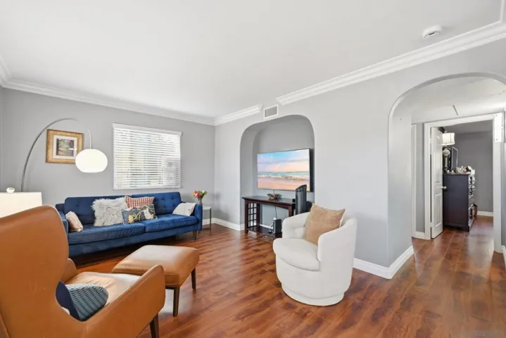 2736 B St 203, San Diego, California 92102