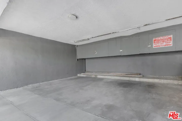 6350 Willoughby Avenue 9, Los Angeles, California 90038
