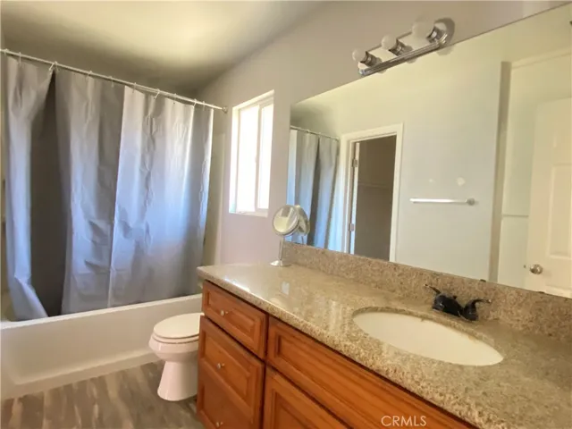 1265 Olive Tree Lane C, Hemet, California 92543