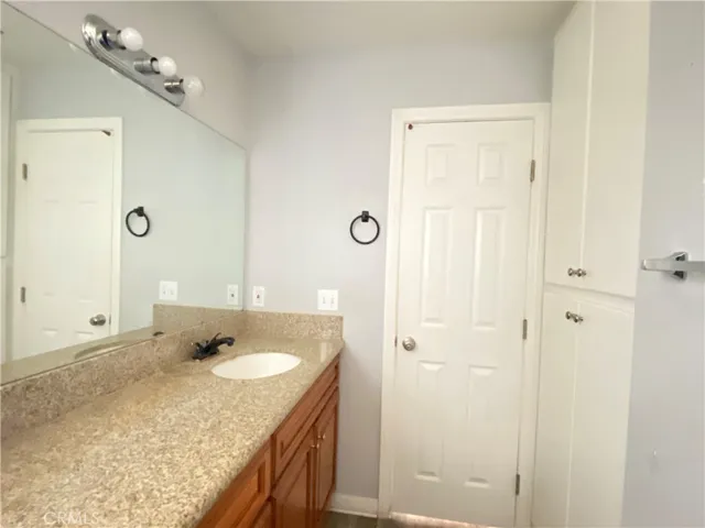 1265 Olive Tree Lane C, Hemet, California 92543