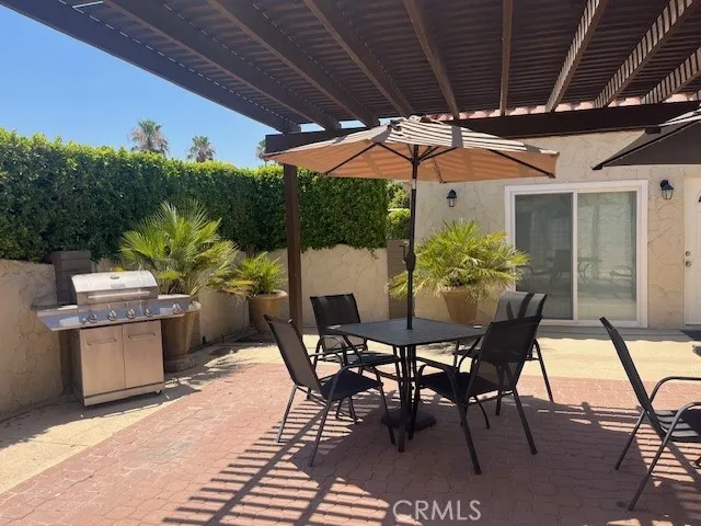 36953 Bankside Drive E, Cathedral City, California 92234