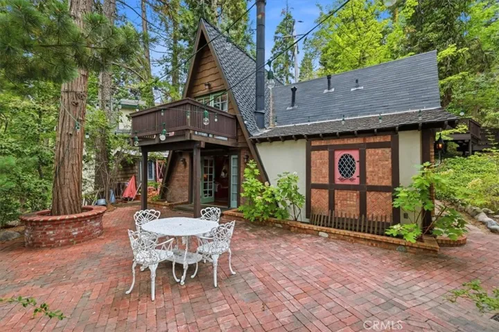 24818 Felsen Drive, Crestline, California 92325
