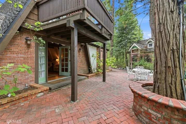 24818 Felsen Drive, Crestline, California 92325