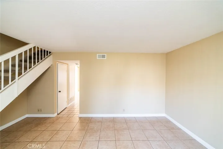 24 Elderglen, Irvine, California 92604