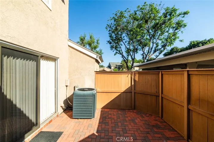 24 Elderglen, Irvine, California 92604
