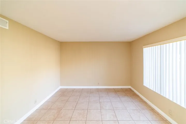 24 Elderglen, Irvine, California 92604