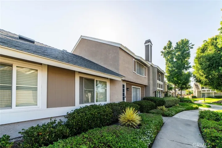 24 Elderglen, Irvine, California 92604