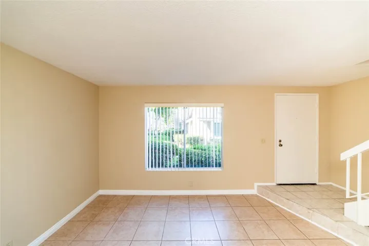 24 Elderglen, Irvine, California 92604