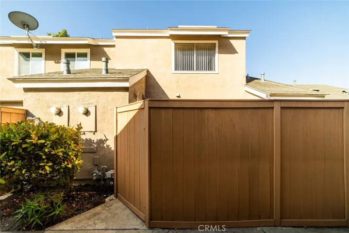 24 Elderglen, Irvine, California 92604