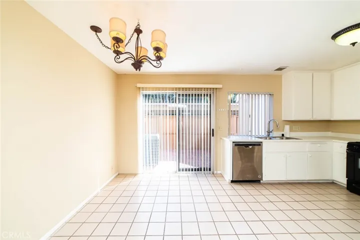 24 Elderglen, Irvine, California 92604
