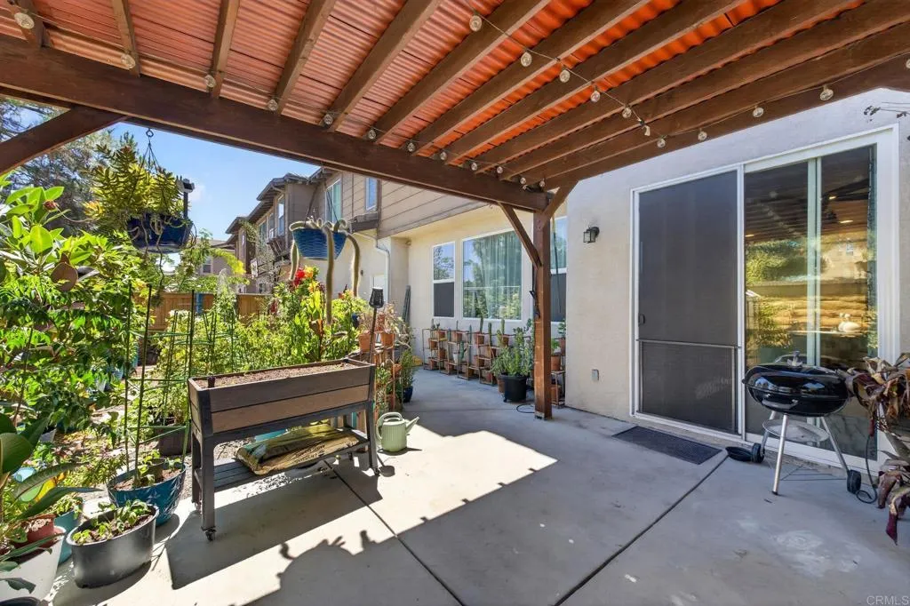 41524 Blue Canyon Ave
