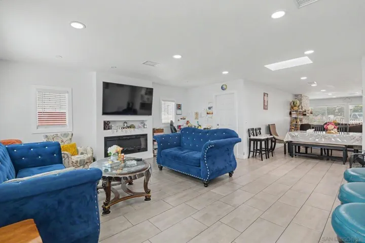 8792 Blue Boy Lane, Santee, California 92071