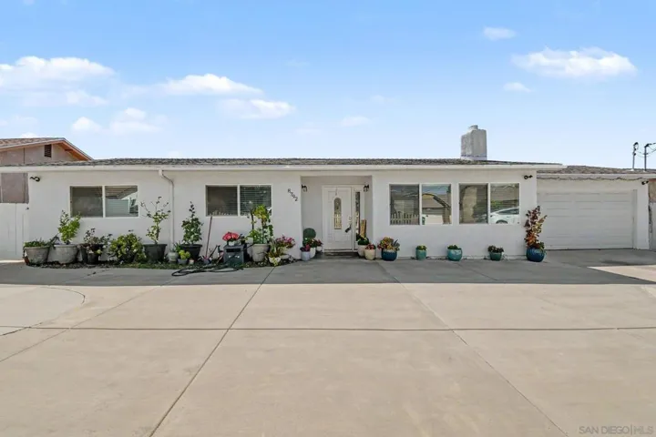 8792 Blue Boy Lane, Santee, California 92071