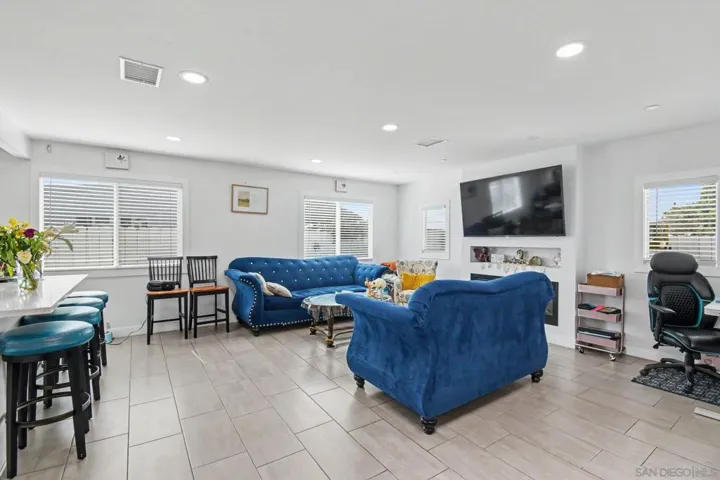 8792 Blue Boy Lane, Santee, California 92071