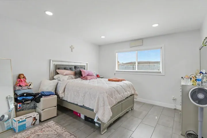 8792 Blue Boy Lane, Santee, California 92071