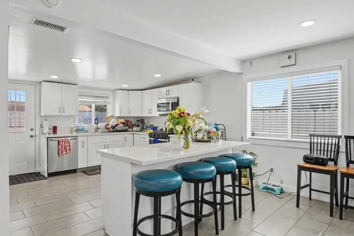 8792 Blue Boy Lane, Santee, California 92071