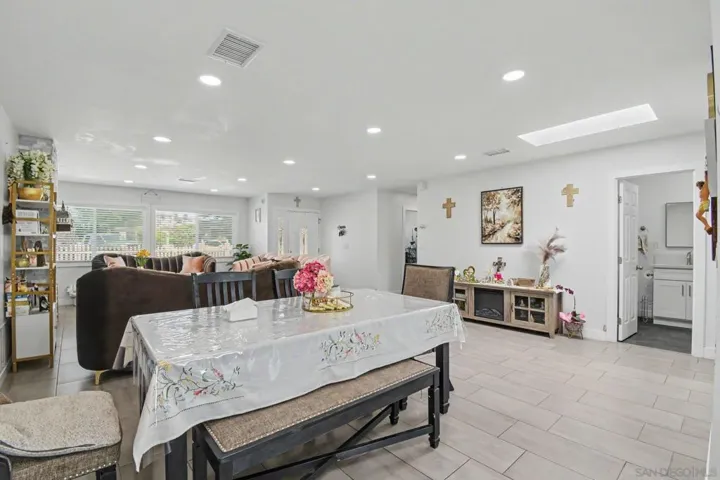 8792 Blue Boy Lane, Santee, California 92071