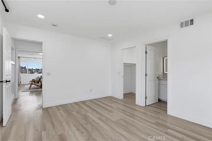 third floor​​‌​​​​‌​​‌‌​​‌​​​‌‌​​​‌​​‌‌​​‌‌​​‌‌​​​​ suit
