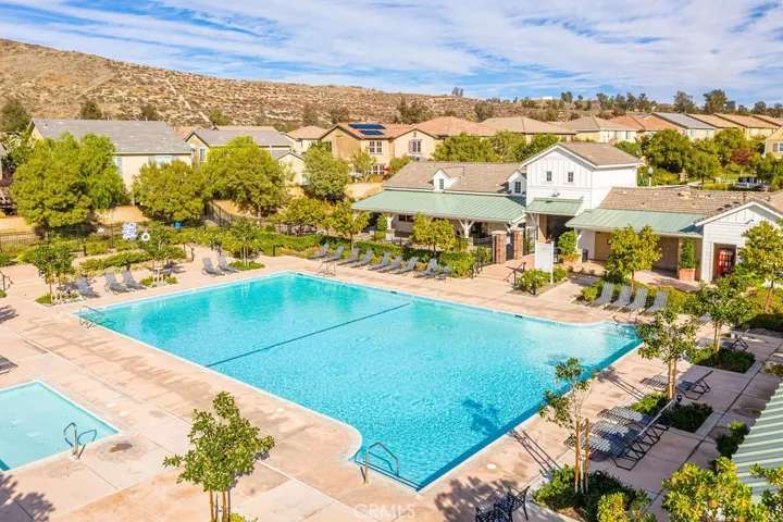22384 Riverstream Court, Saugus, California 91350
