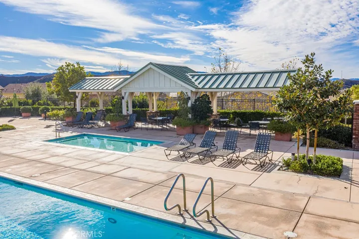 22384 Riverstream Court, Saugus, California 91350