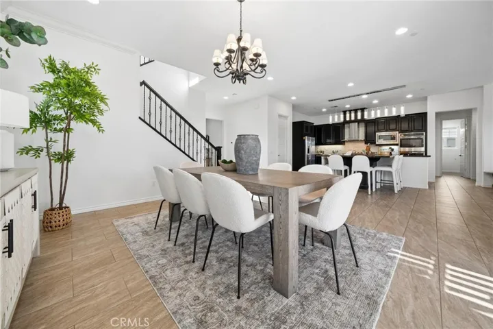 22384 Riverstream Court, Saugus, California 91350