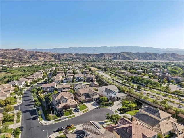 22384 Riverstream Court, Saugus, California 91350