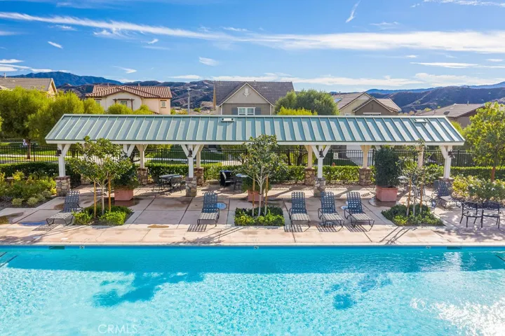 22384 Riverstream Court, Saugus, California 91350