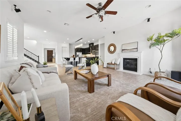 22384 Riverstream Court, Saugus, California 91350