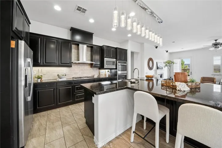 22384 Riverstream Court, Saugus, California 91350