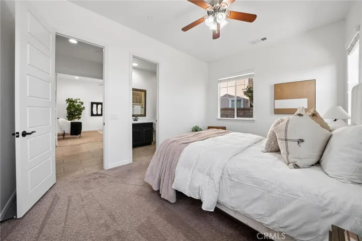 22384 Riverstream Court, Saugus, California 91350
