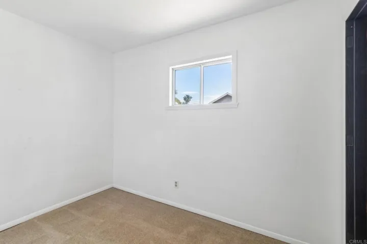 916 Sunset Dr, Vista, California 92081