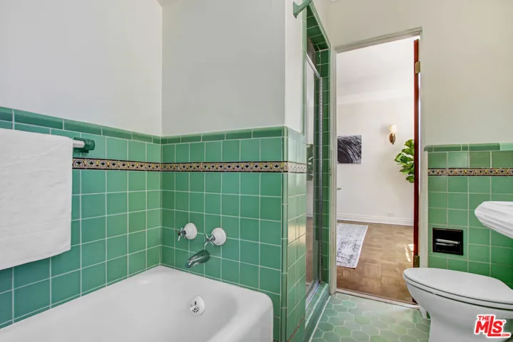 450 N Rossmore Avenue 1002, Los Angeles, California 90004