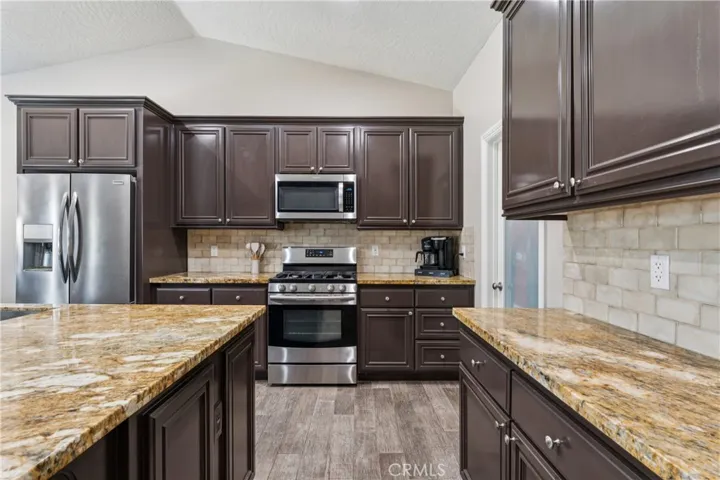 18103 Manzanita, Hesperia, California 92345