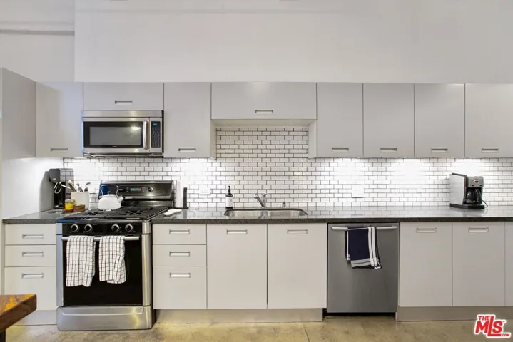 738 S Los Angeles Street 407, Los Angeles, California 90014