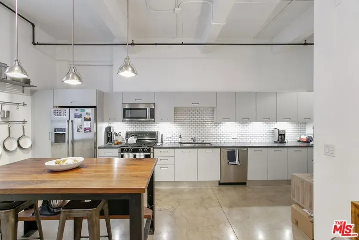 738 S Los Angeles Street 407, Los Angeles, California 90014