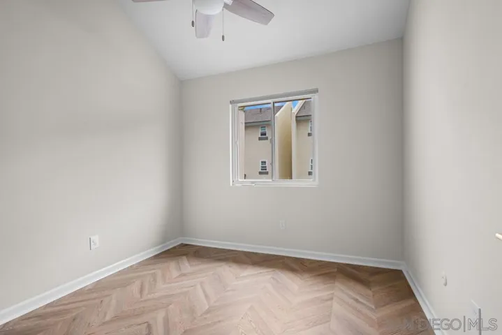 5575 Caminito Roberto, San Diego, California 92111