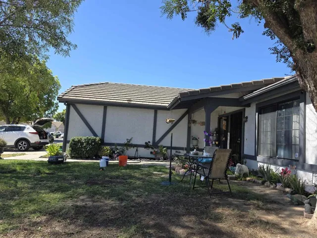 713 Pinehurst Dr, Hemet, California 92545
