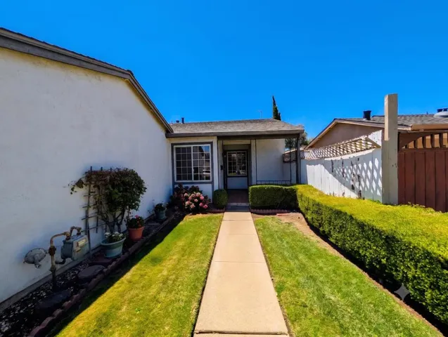1834 Macduee Way, San Jose, California 95121
