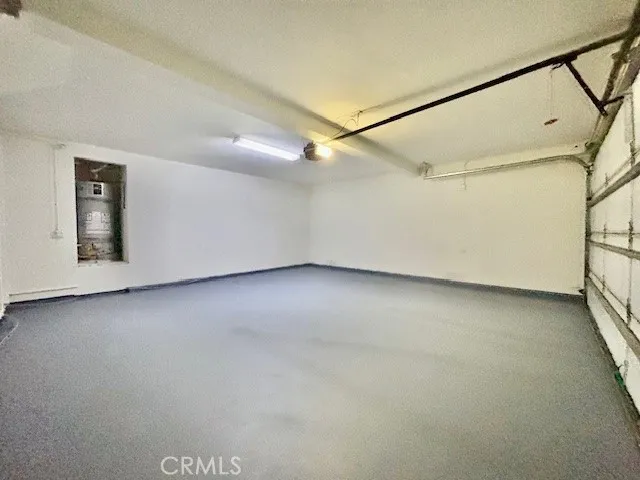 2558 Orange Avenue F, Costa Mesa, California 92627
