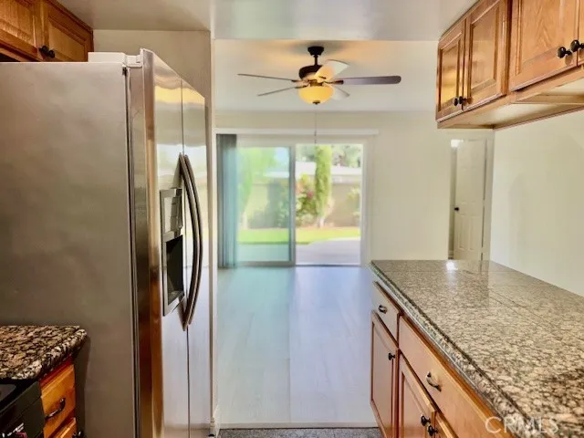 2558 Orange Avenue F, Costa Mesa, California 92627